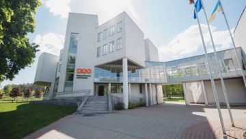 Budapest metropolitan University - Erasmus+ Ambis