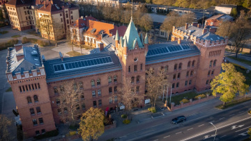 Budapest metropolitan University - Erasmus+ Ambis
