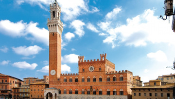 University of Siena- Erasmus+ Ambis