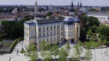 Univerzita v Seville - Erasmus+ Ambis